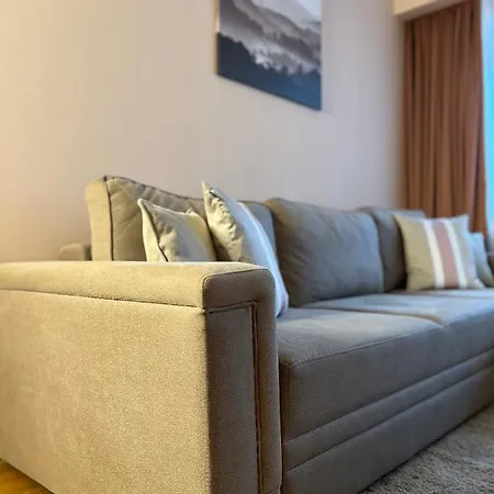 B328-aparthotel Vucko *